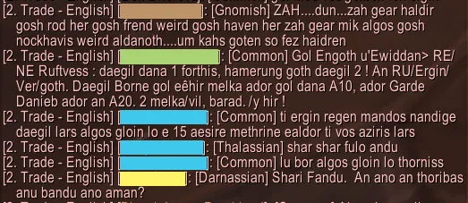 Chat de Comercio con mensajes convertidos a idiomas raciales por UnCommon; nombres ocultos por el autor.