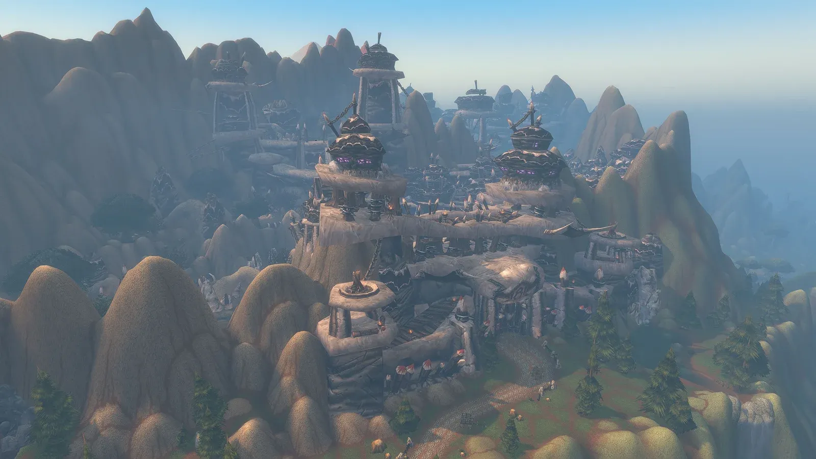 Asentamiento entre montañas en una captura de WoW Forever